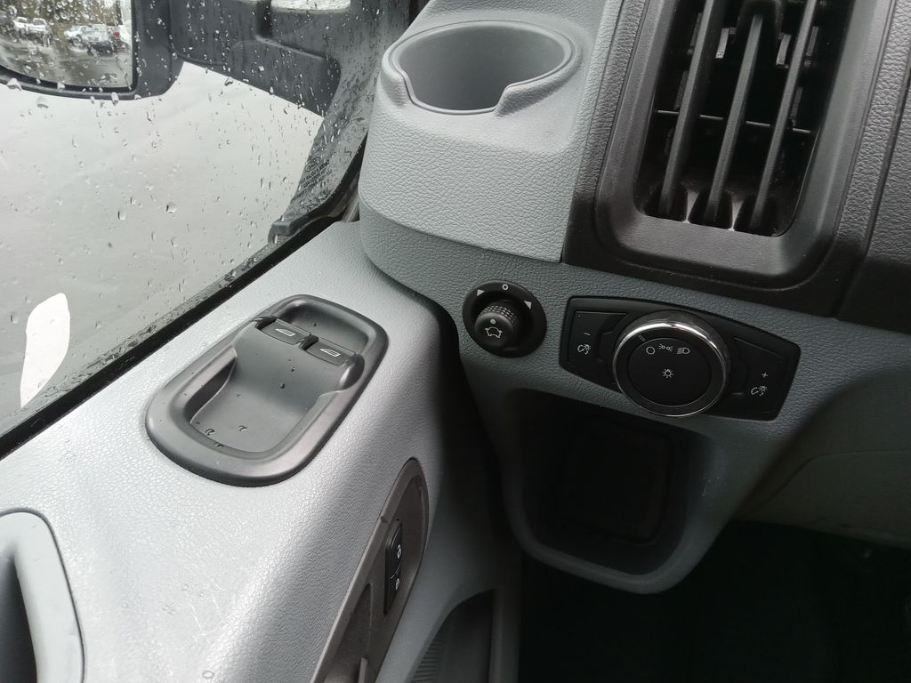Vehicle image 12 of 12