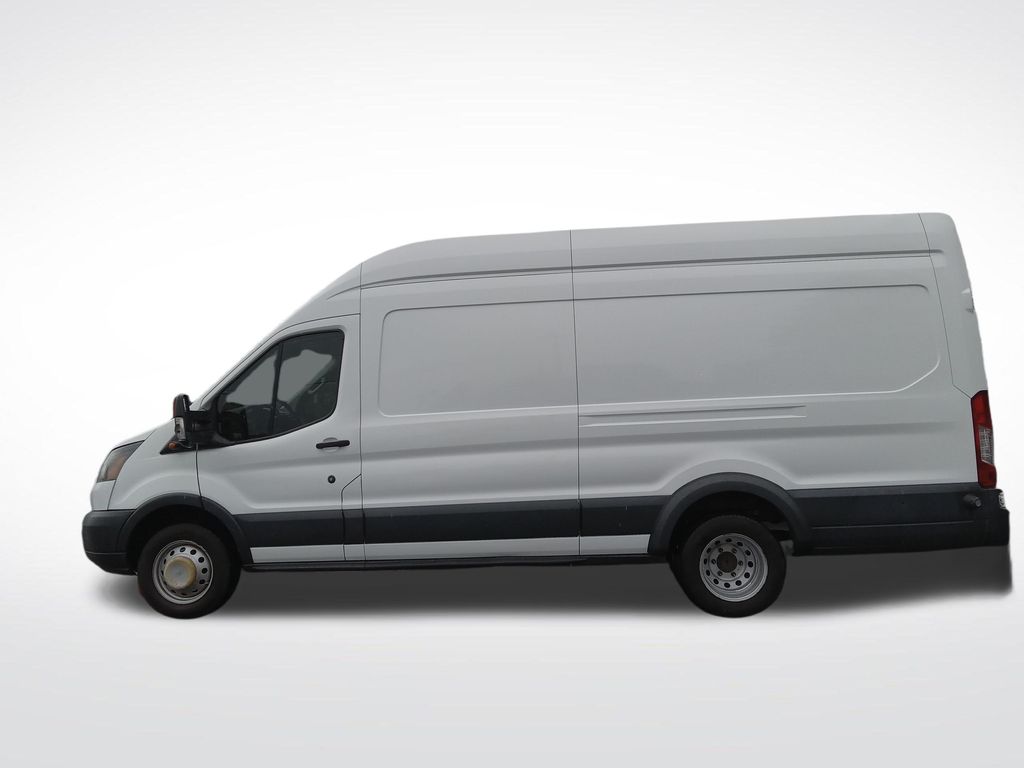 Vehicle image 2 of 12
