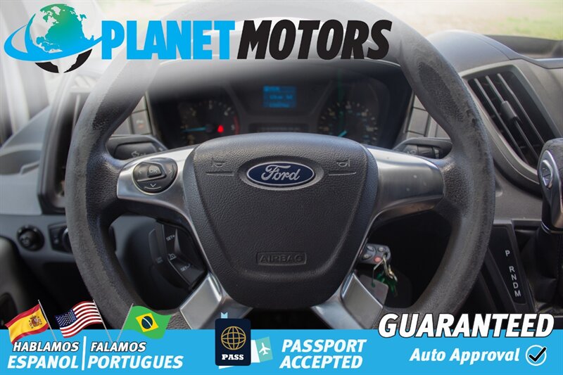 Vehicle image 11 of 15