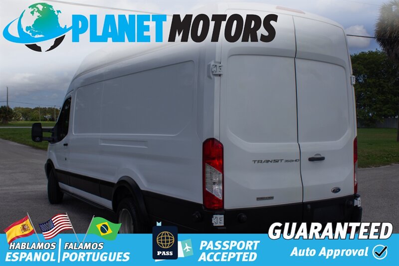 Vehicle image 8 of 15