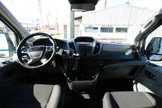 2016 Ford Transit XL Image 10 of 22