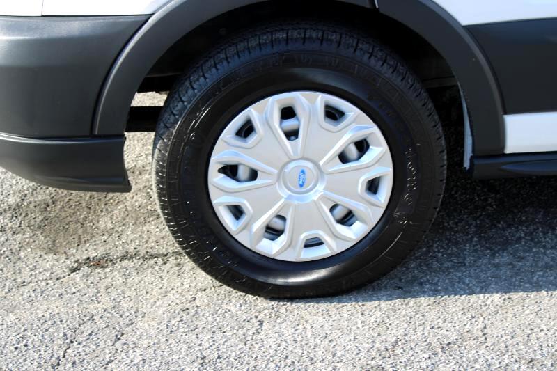 Vehicle image 27 of 31