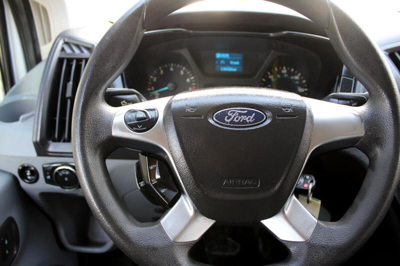 Vehicle image 11 of 31
