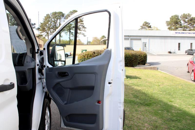Vehicle image 20 of 25