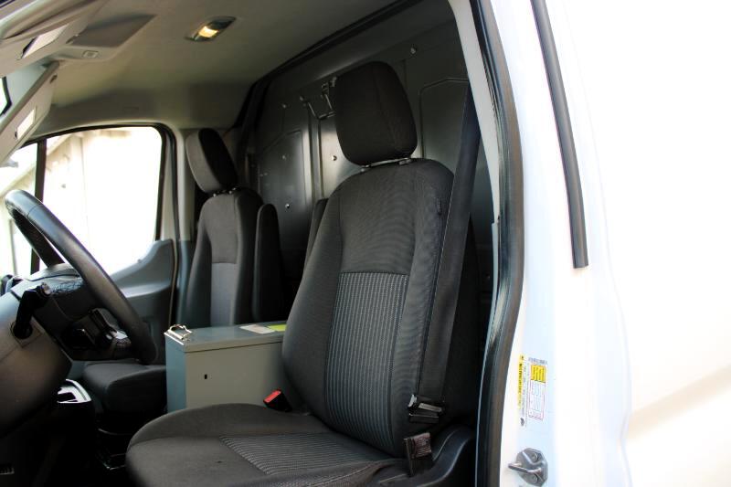 Vehicle image 13 of 25