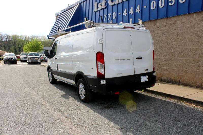 Vehicle image 8 of 25