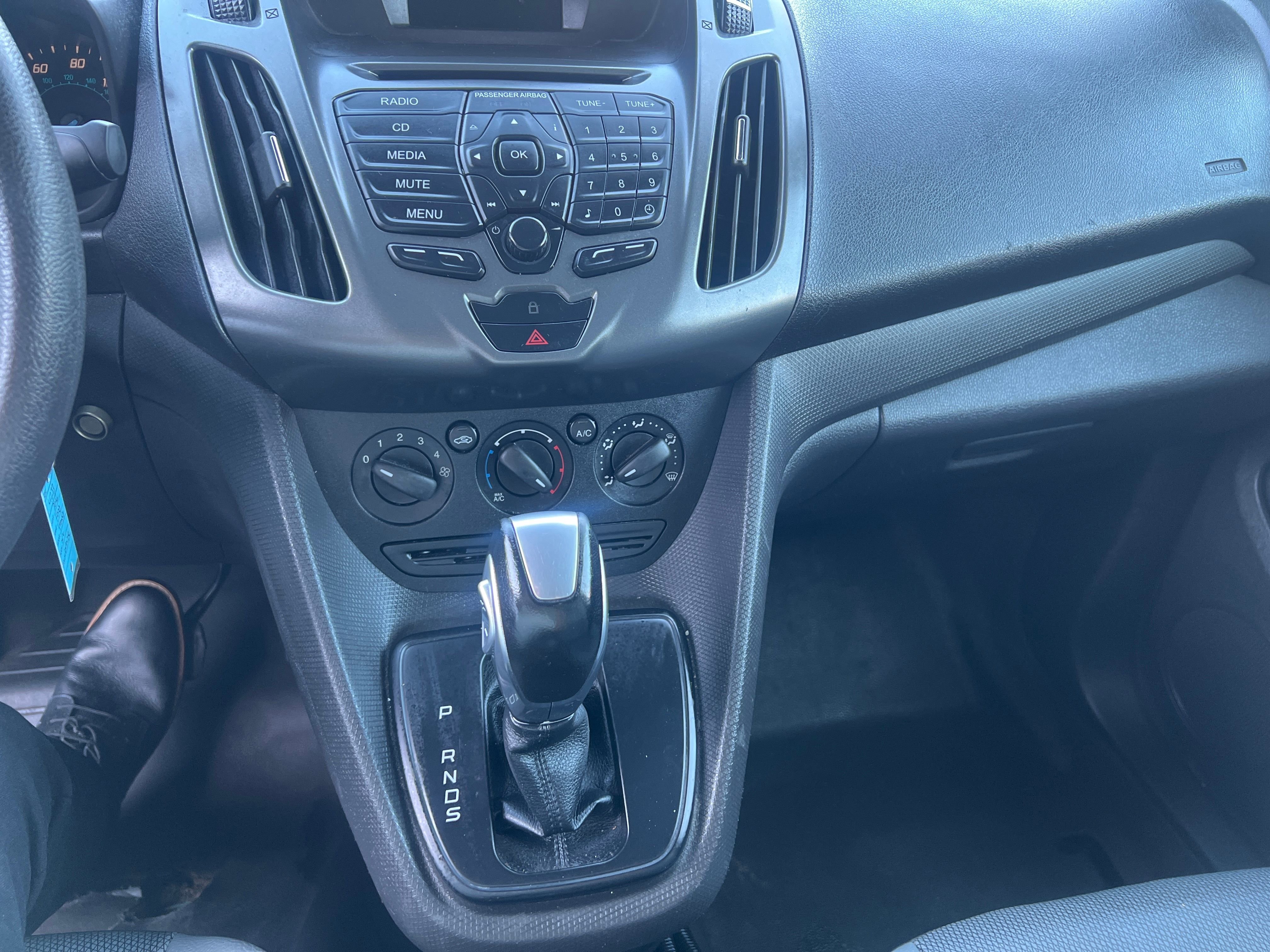 Vehicle image 15 of 25