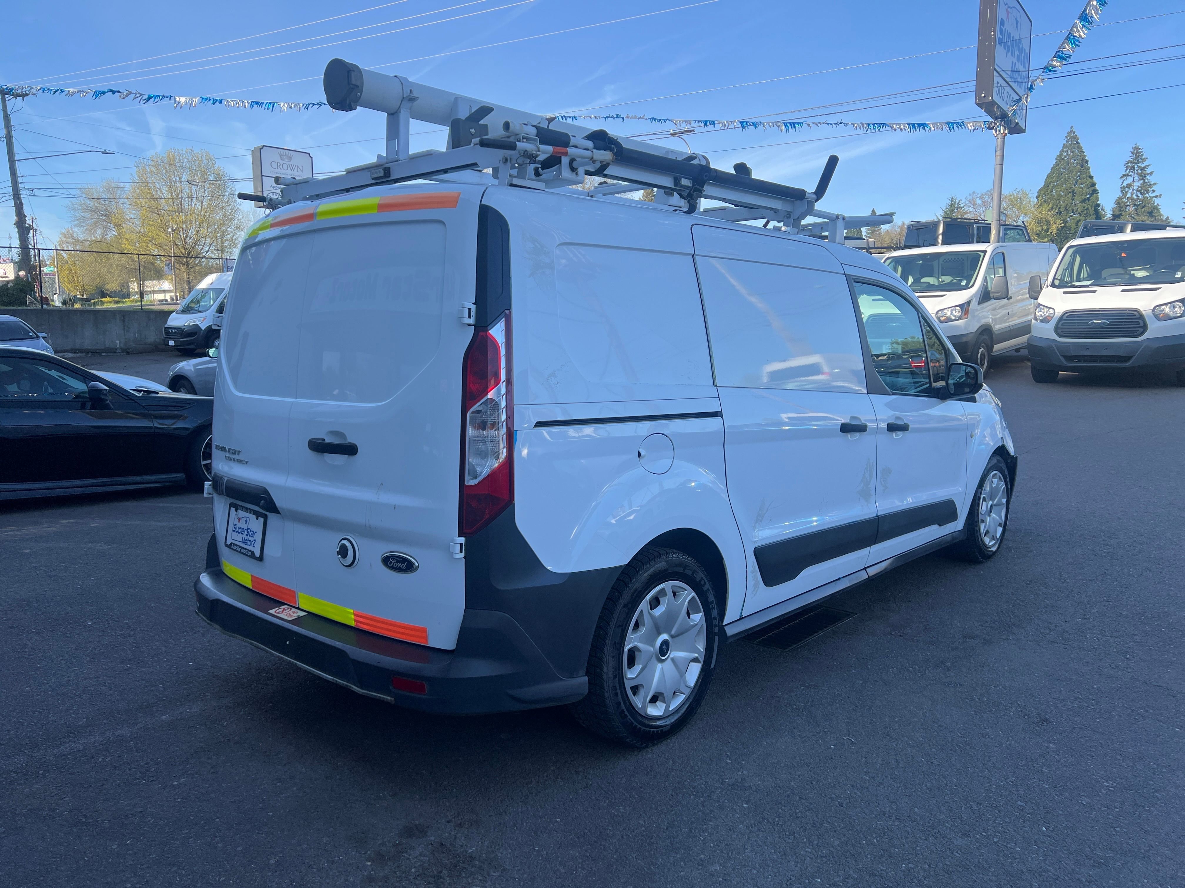 Vehicle image 4 of 25