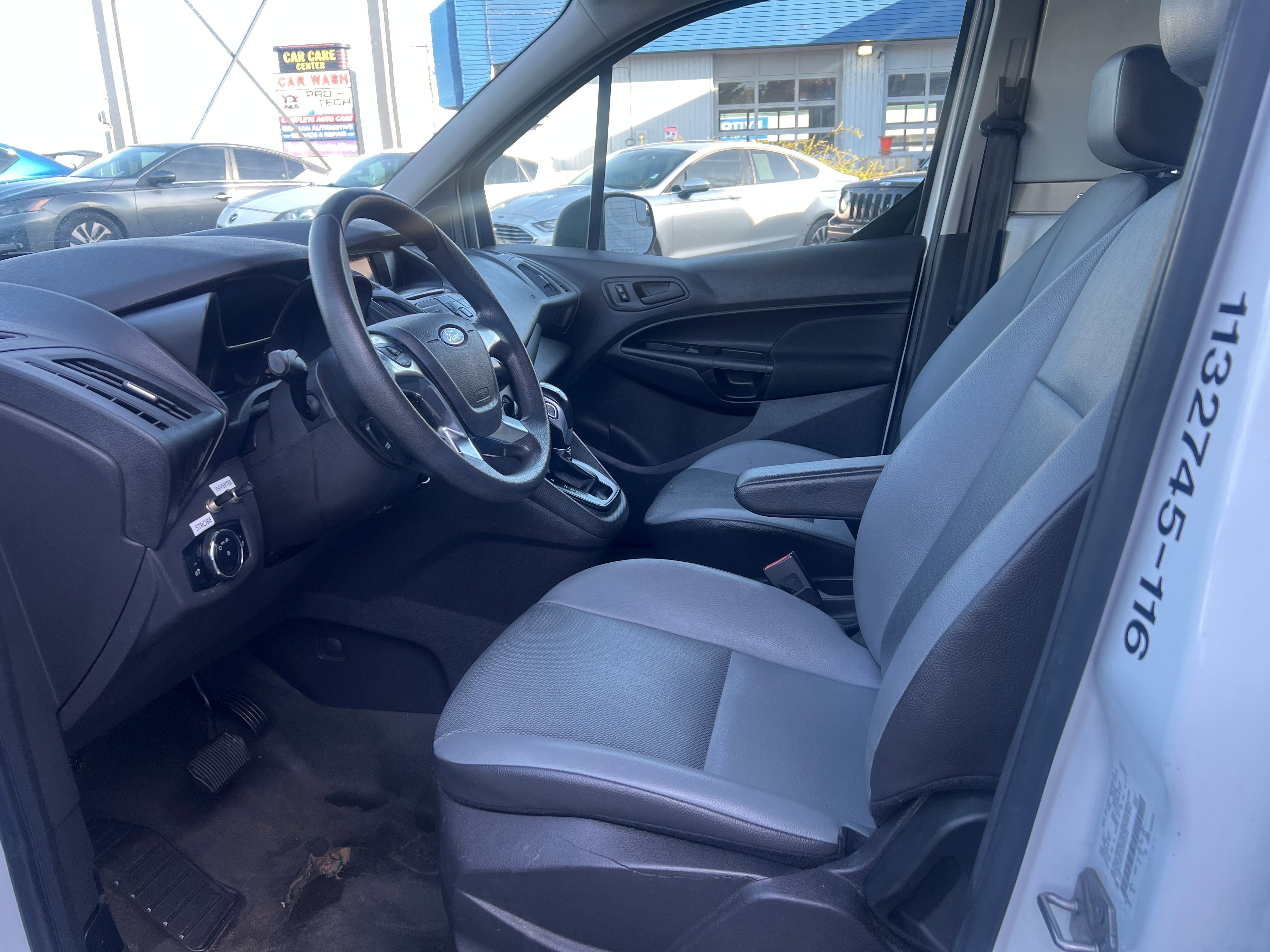 Vehicle image 11 of 25