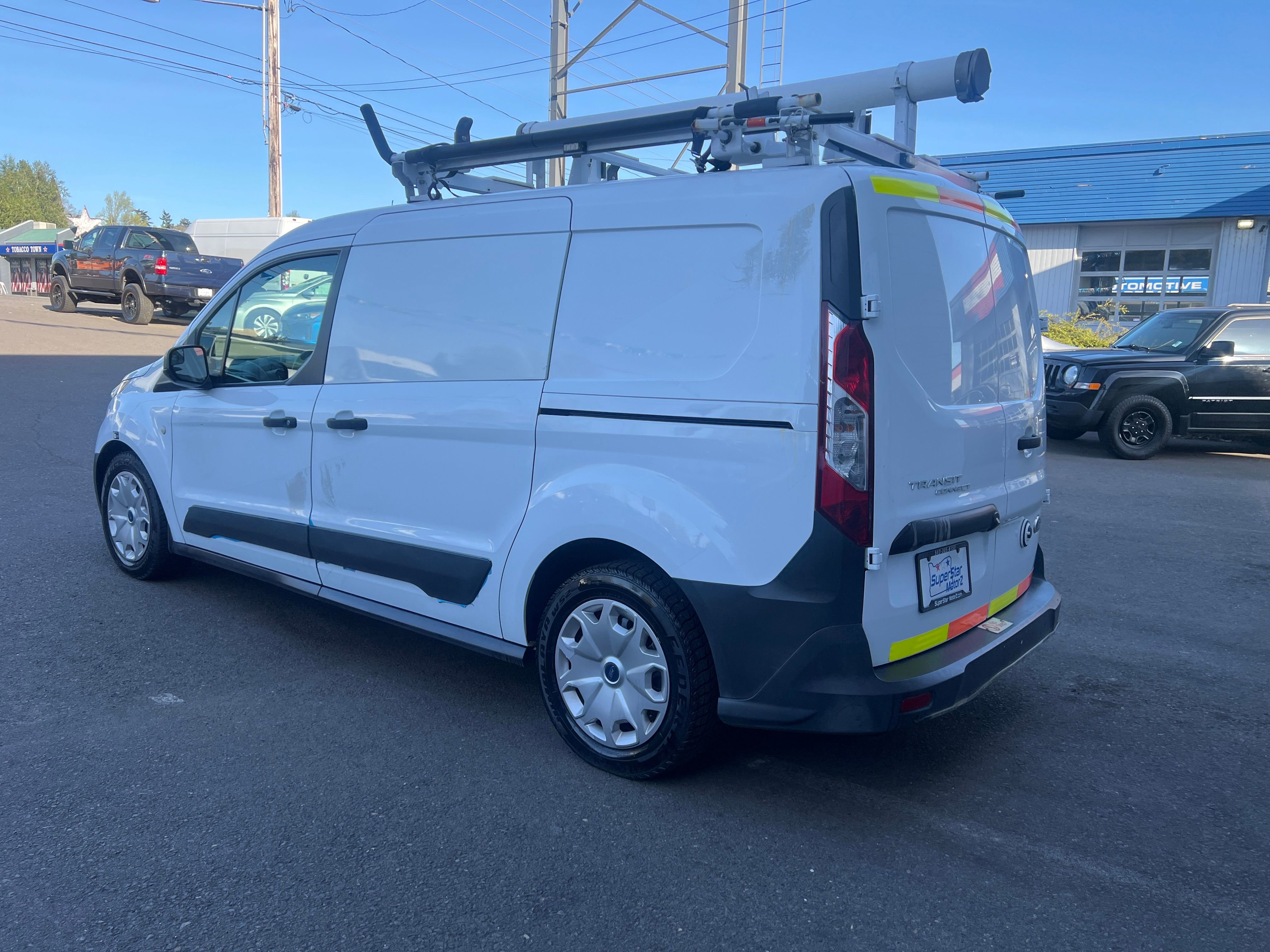 Vehicle image 6 of 25