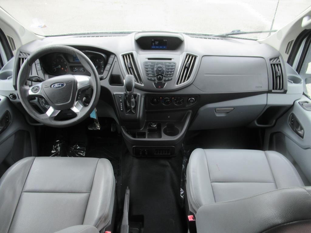 Vehicle image 12 of 29