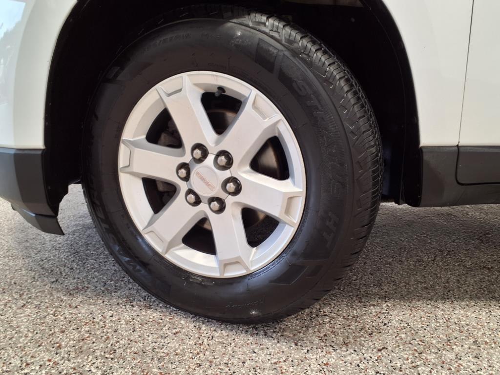 Vehicle image 7 of 23