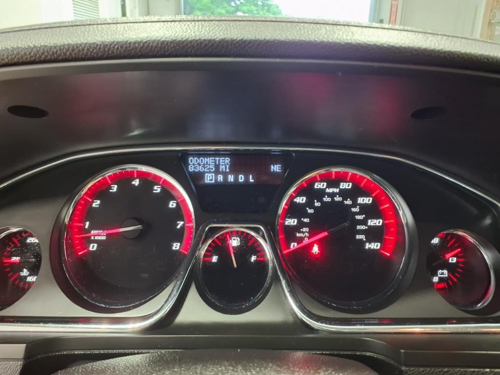 Vehicle image 21 of 23