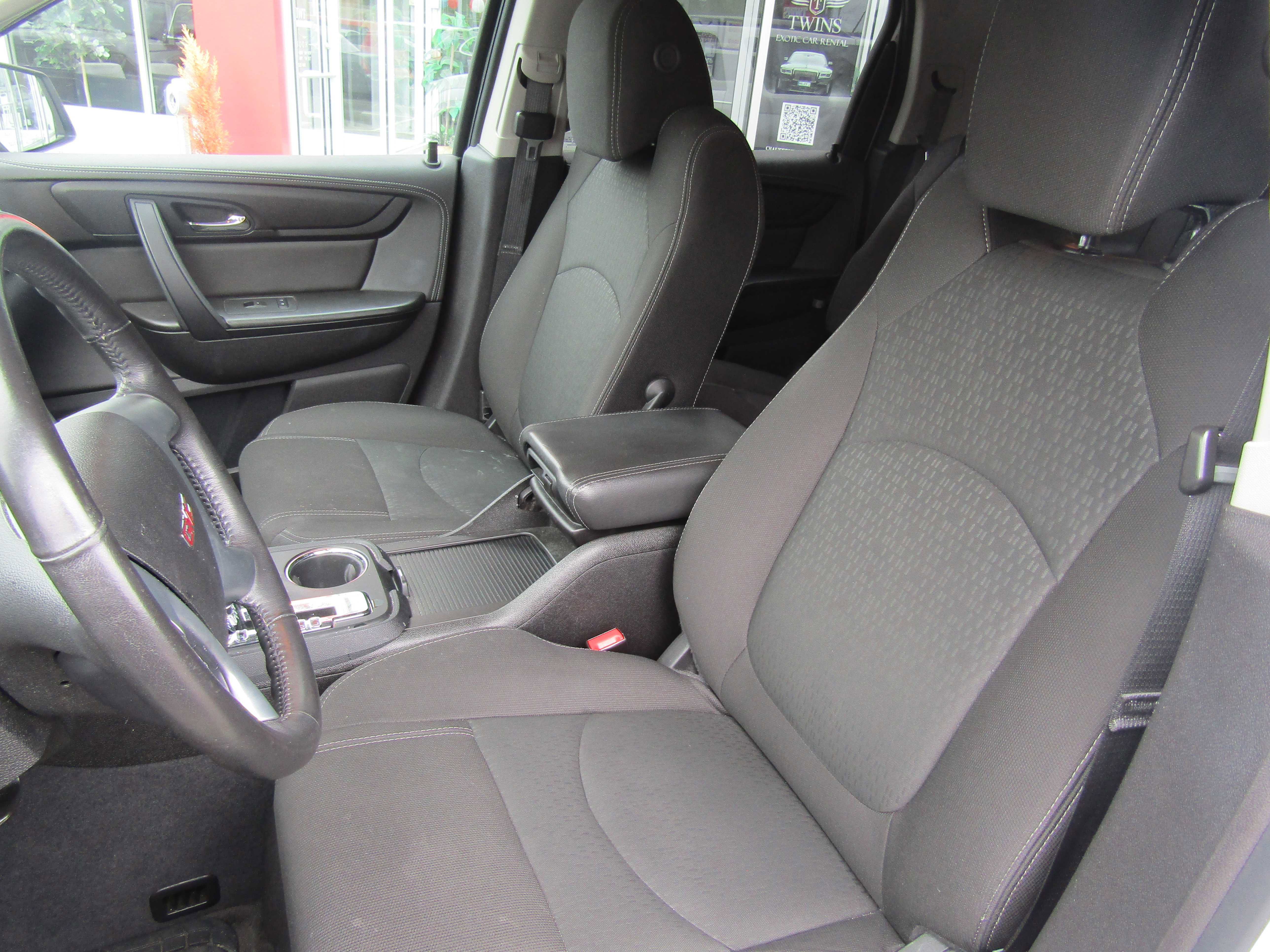 2016 GMC Acadia SLE Image 6 of 22