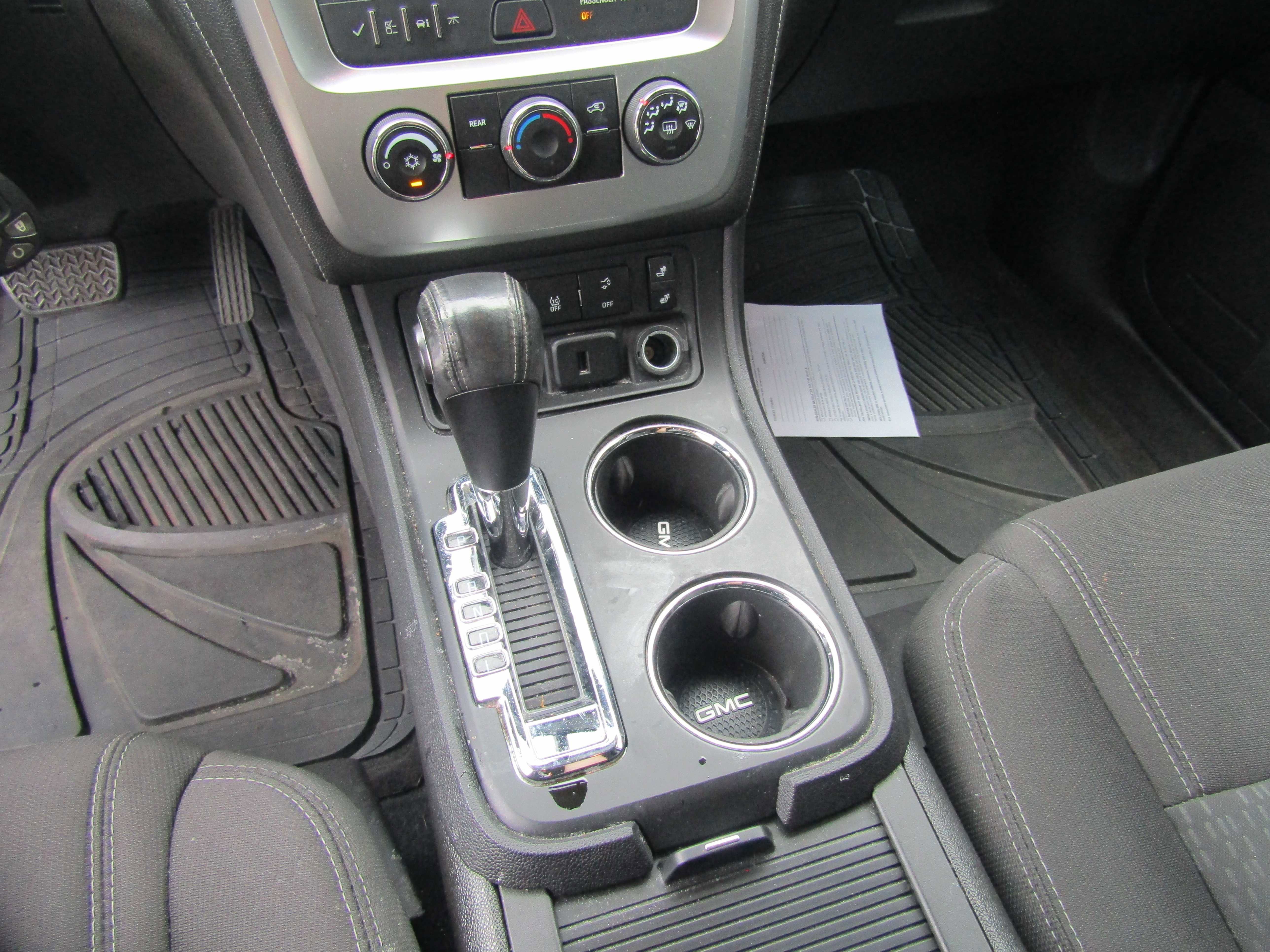 2016 GMC Acadia SLE Image 17 of 22