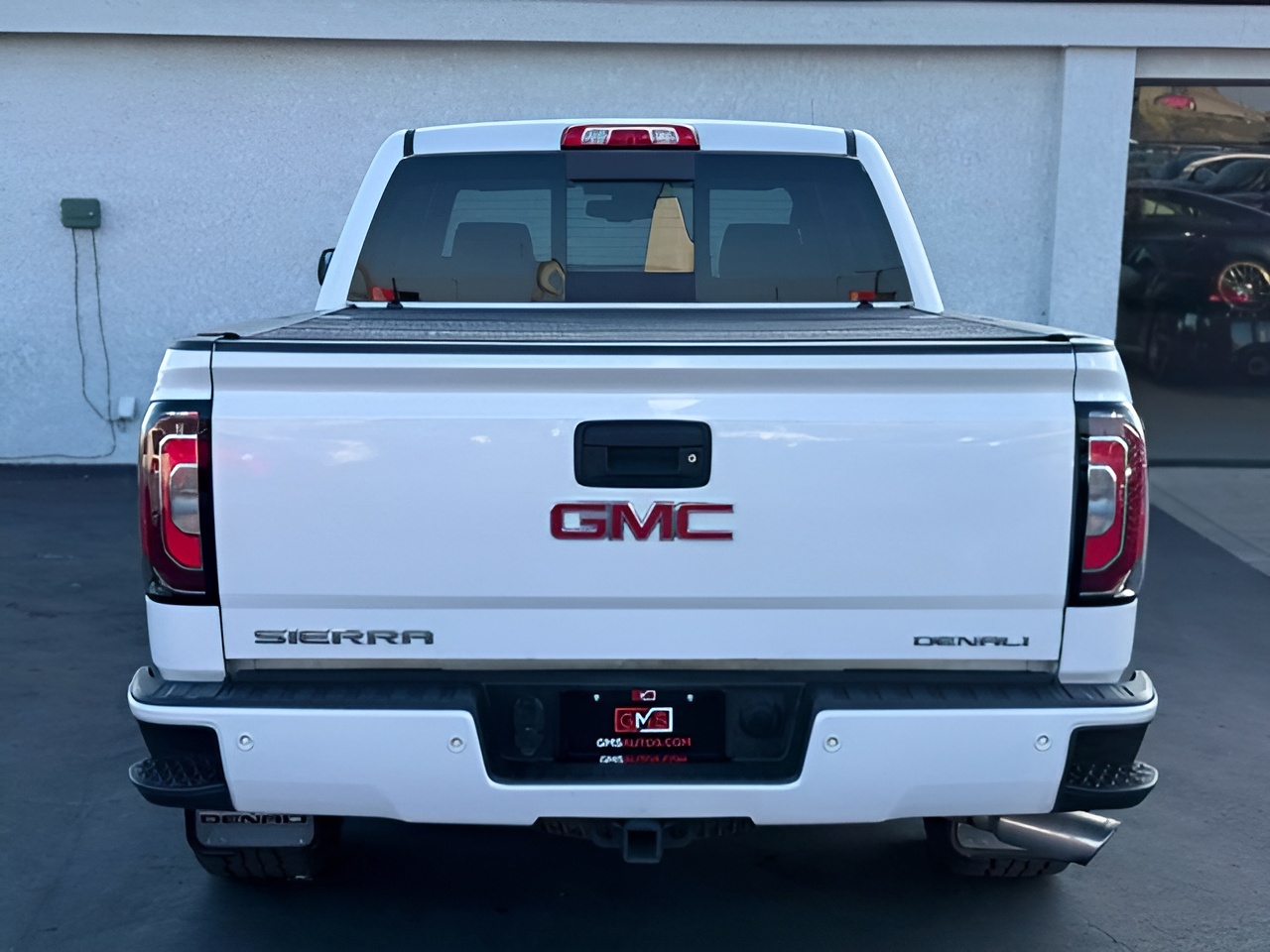 Vehicle image 47 of 49