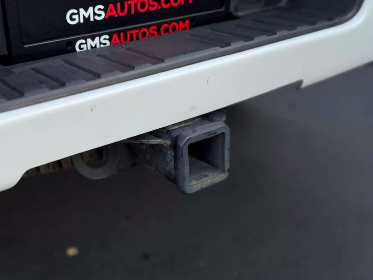 Vehicle image 18 of 49