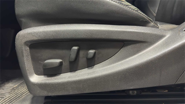 2016 GMC Sierra 2500HD SLT Image 33 of 34