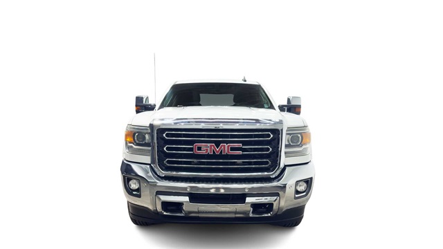 2016 GMC Sierra 2500HD SLT Image 2 of 34