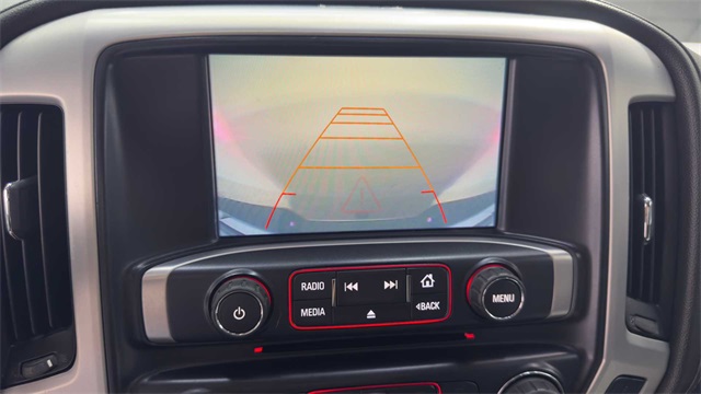 2016 GMC Sierra 2500HD SLT Image 22 of 34