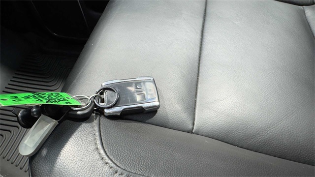 2016 GMC Sierra 2500HD SLT Image 26 of 34