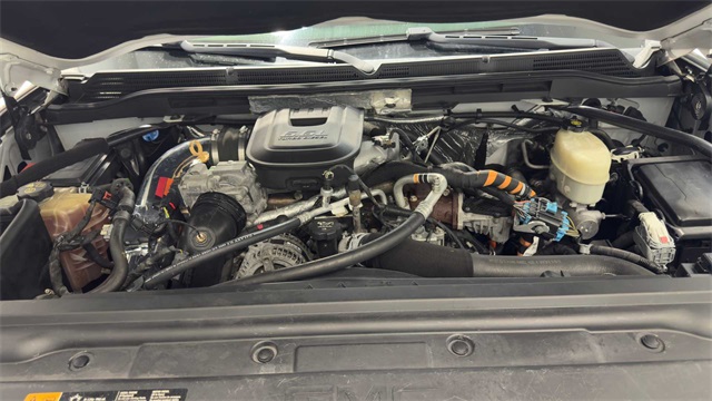 2016 GMC Sierra 2500HD SLT Image 8 of 34