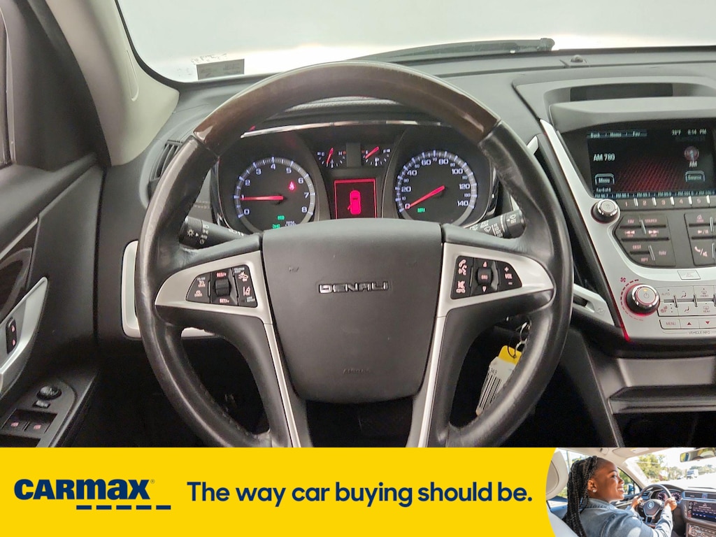 Vehicle image 21 of 29