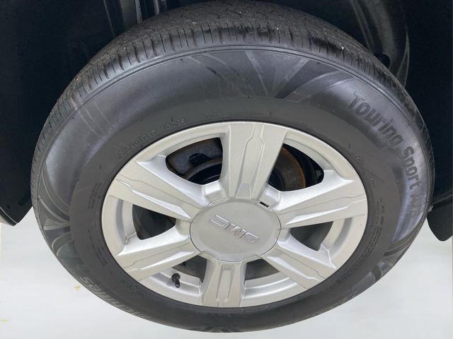 Vehicle image 10 of 27