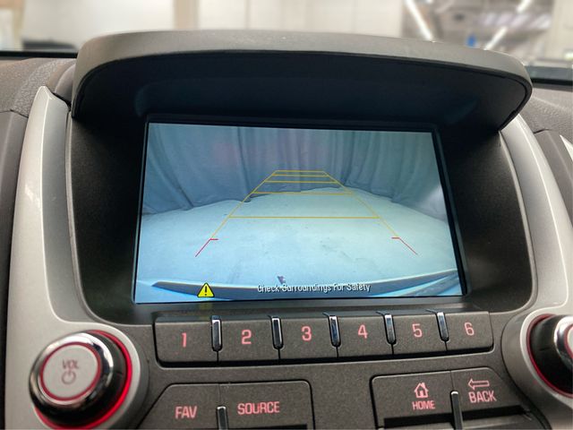 Vehicle image 21 of 27
