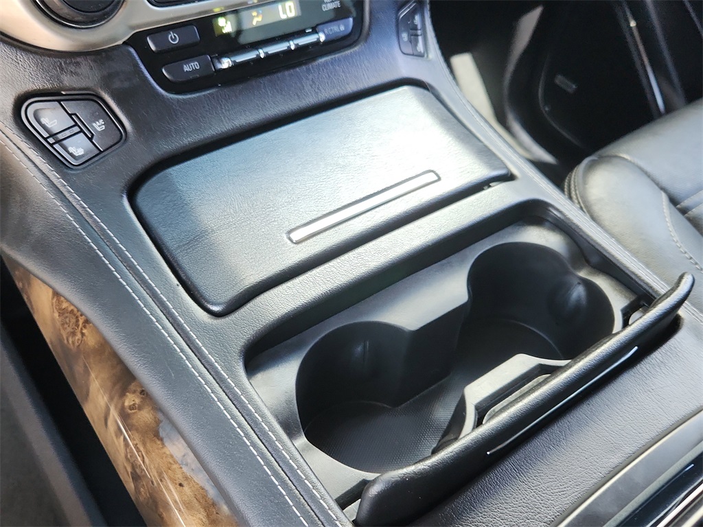 Vehicle image 25 of 29