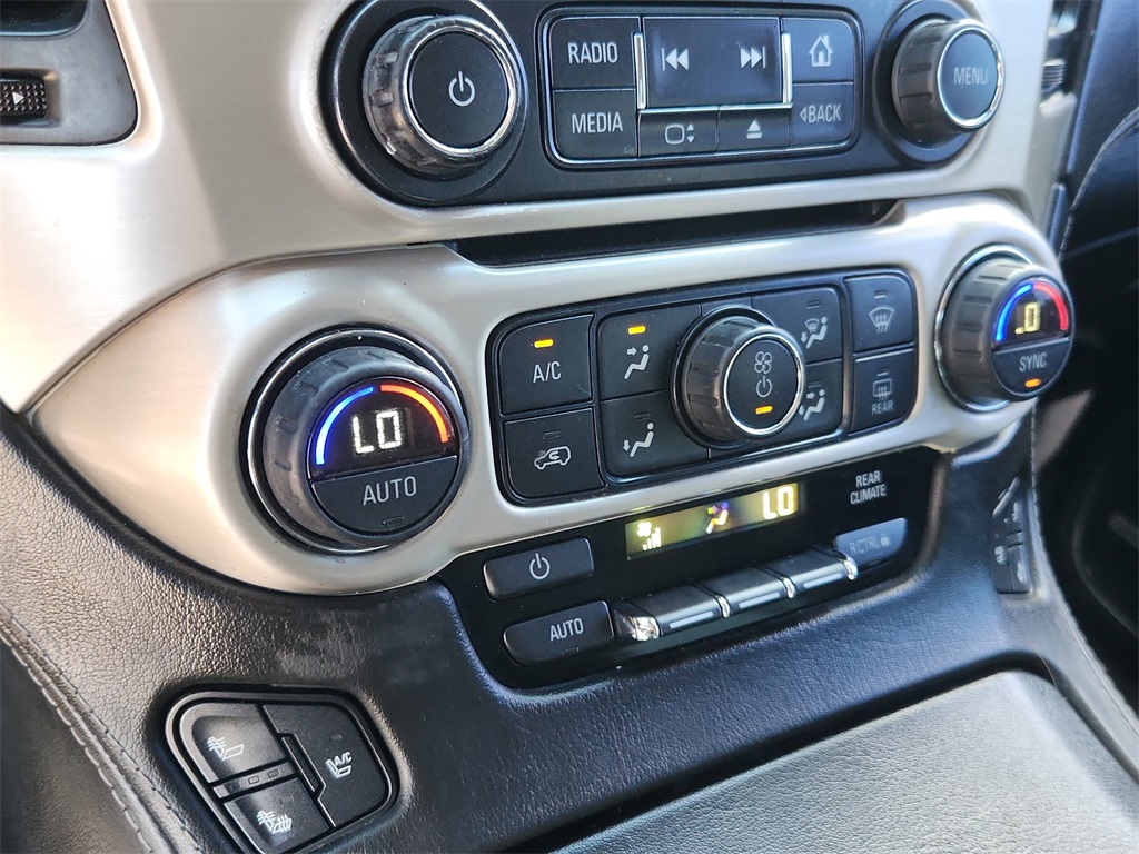 Vehicle image 26 of 29