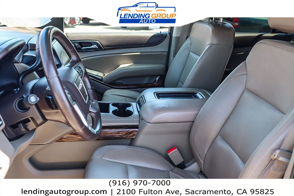 Vehicle image 10 of 25