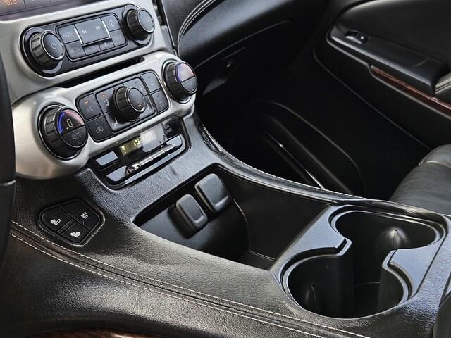 Vehicle image 16 of 31