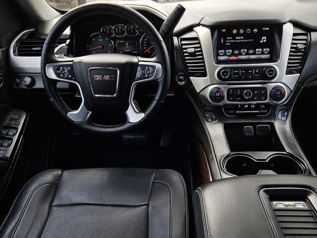 Vehicle image 23 of 31