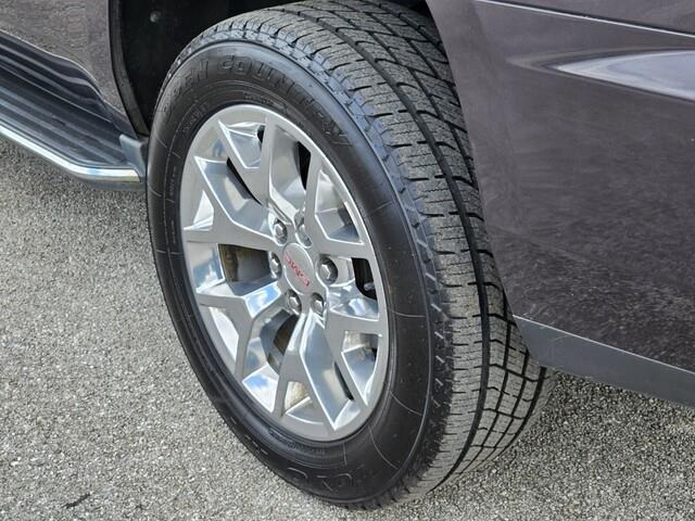 Vehicle image 9 of 31