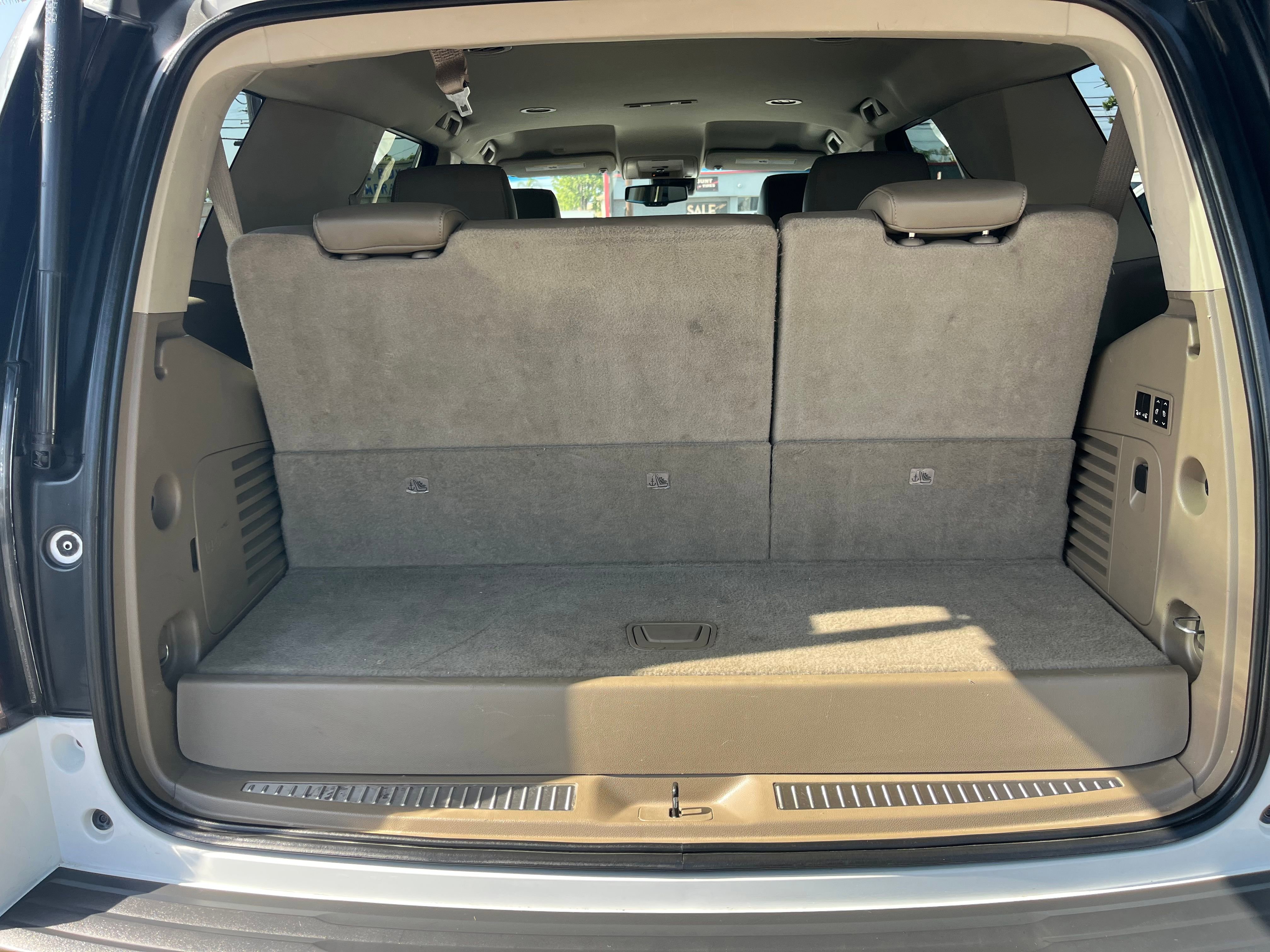 Vehicle image 26 of 71
