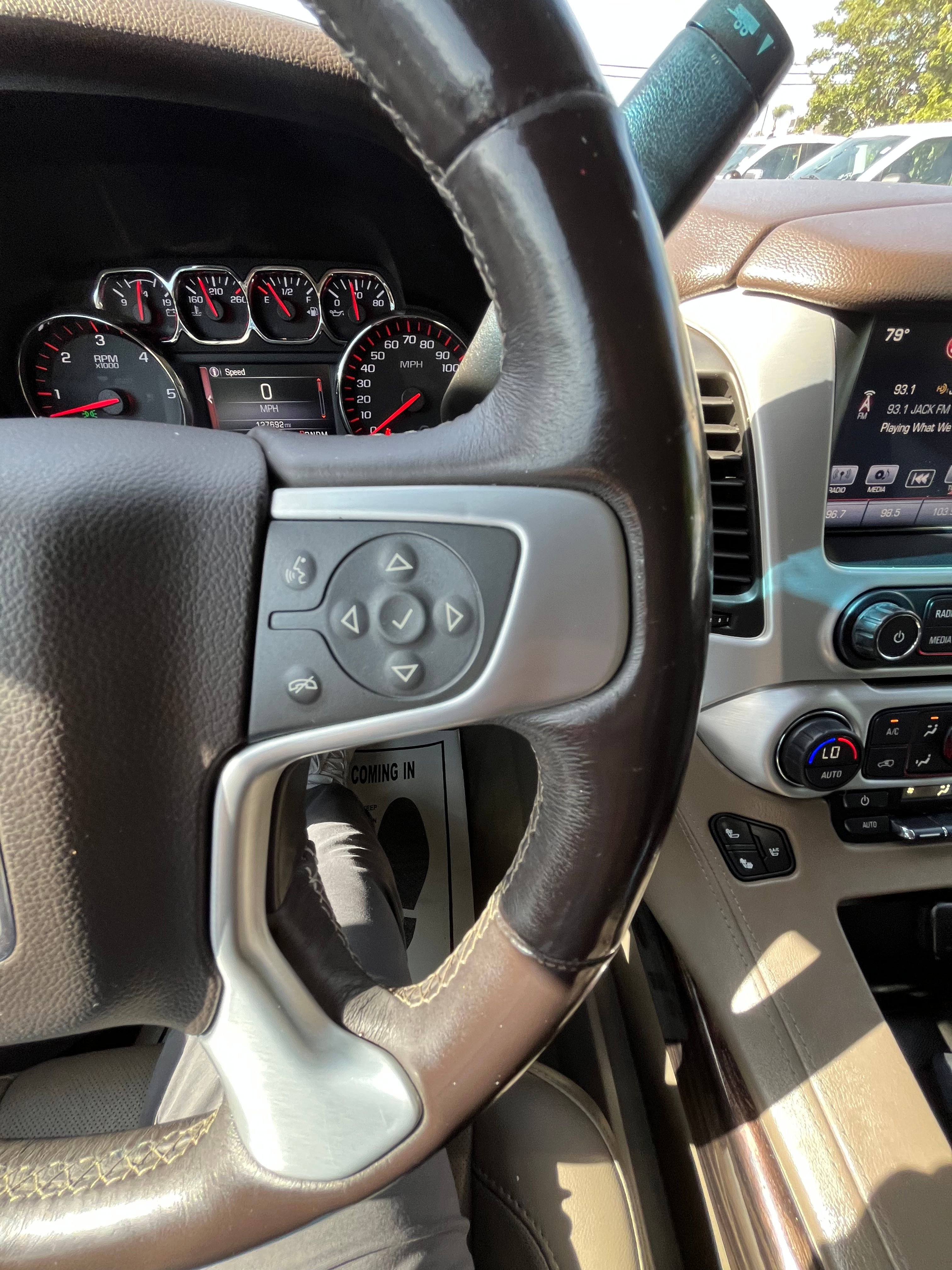 Vehicle image 57 of 71
