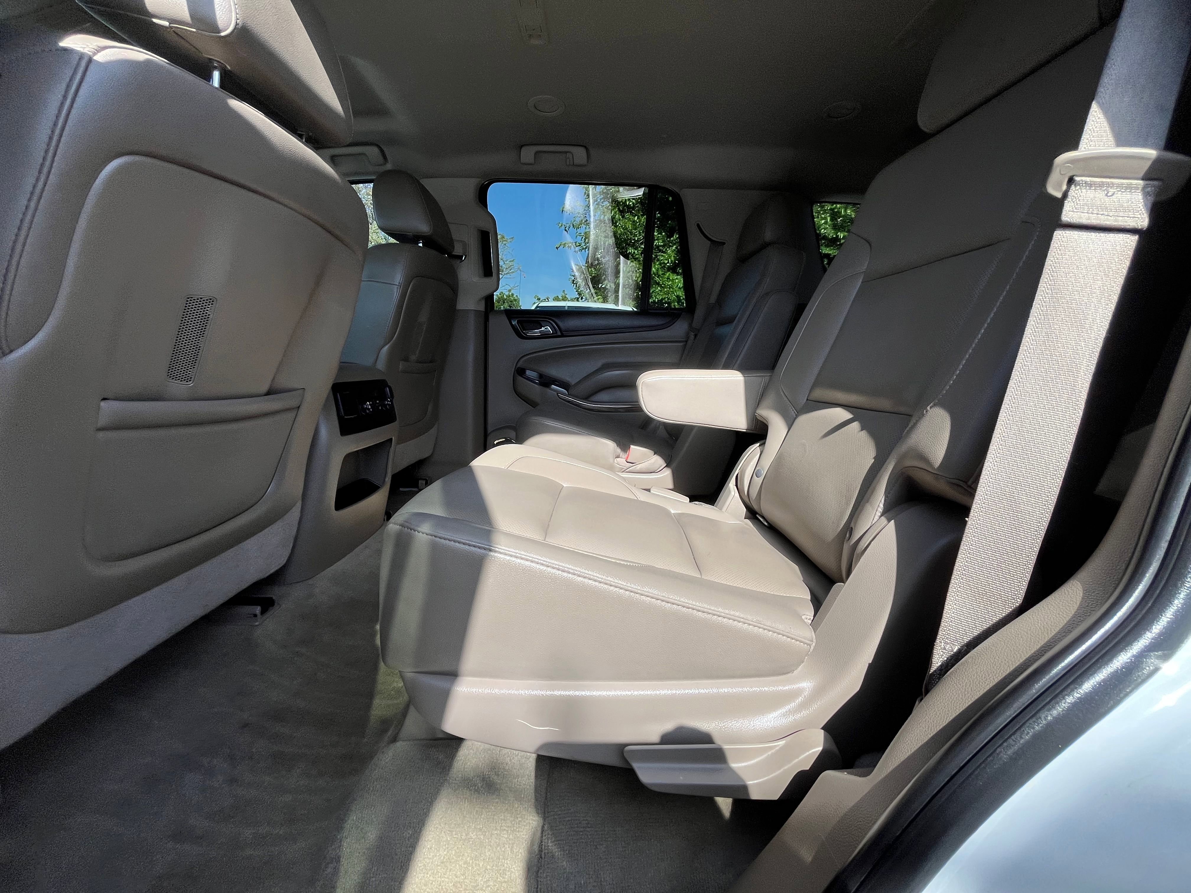 Vehicle image 67 of 71
