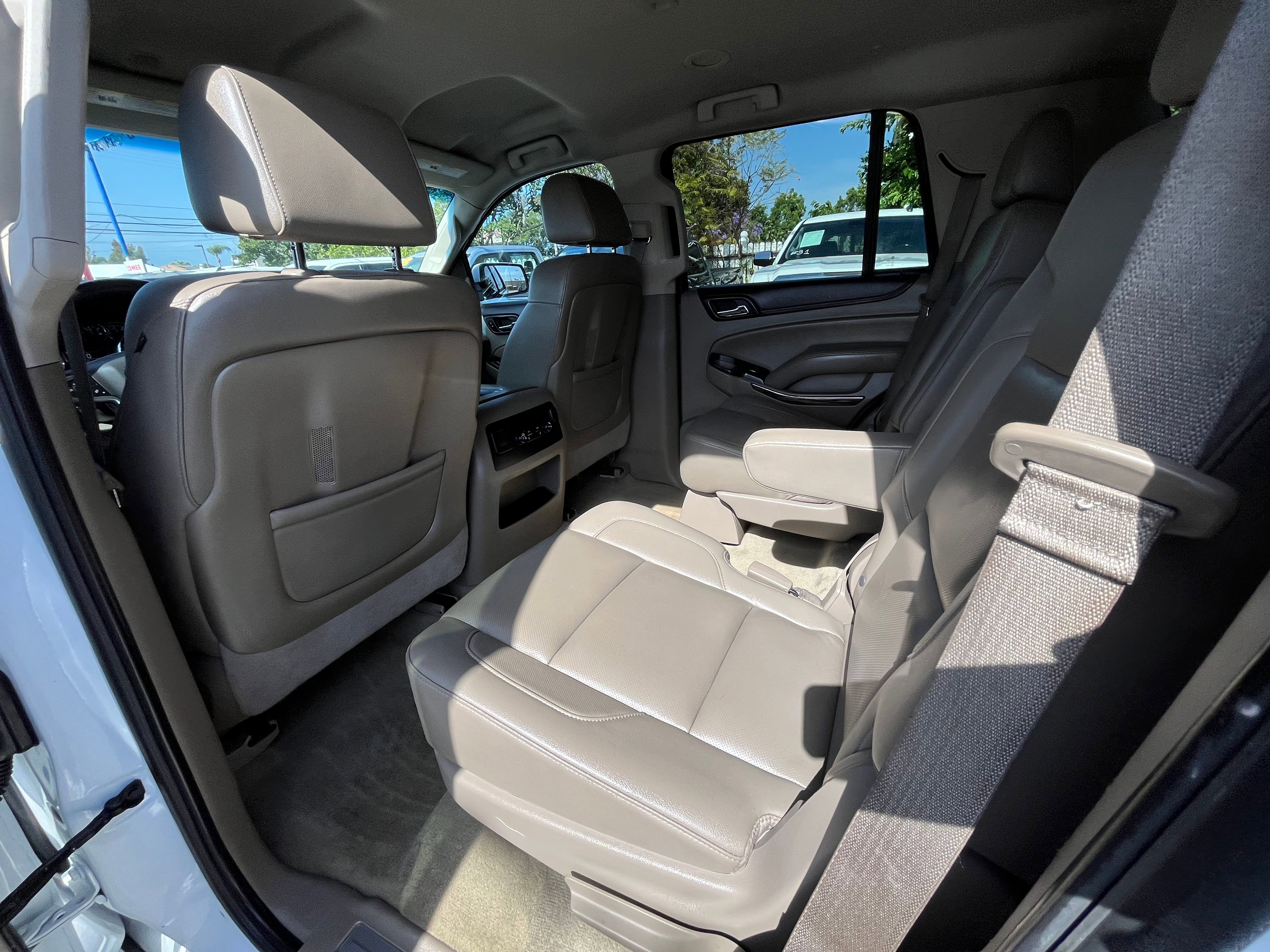 Vehicle image 69 of 71