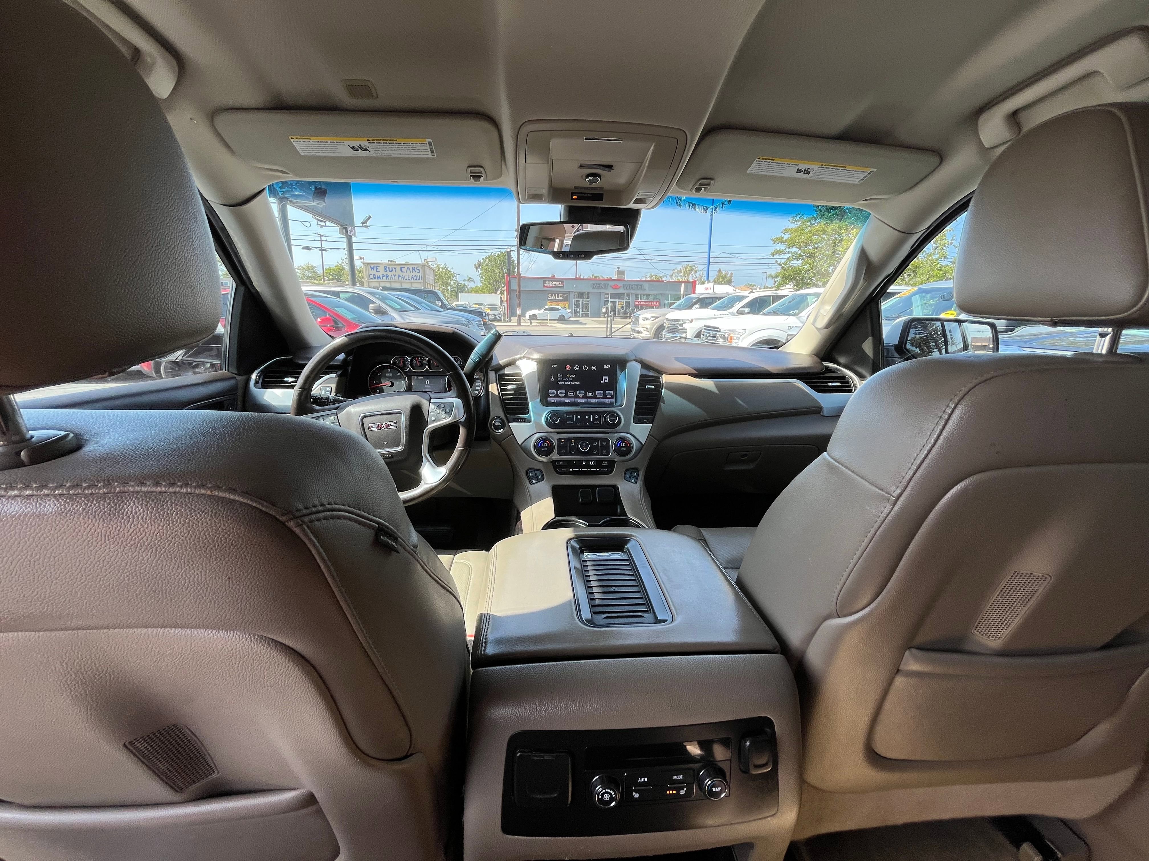 Vehicle image 64 of 71