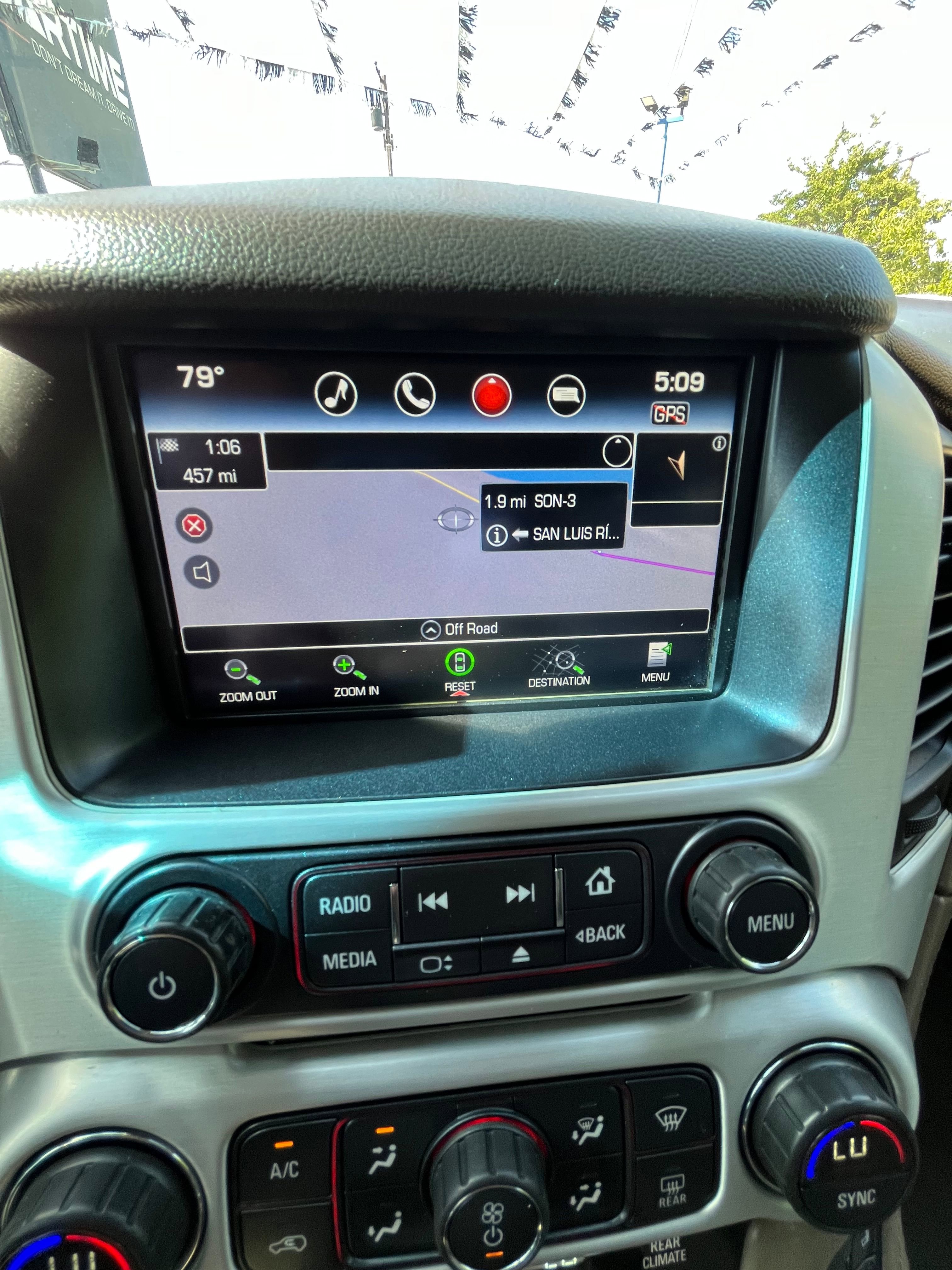 Vehicle image 50 of 71