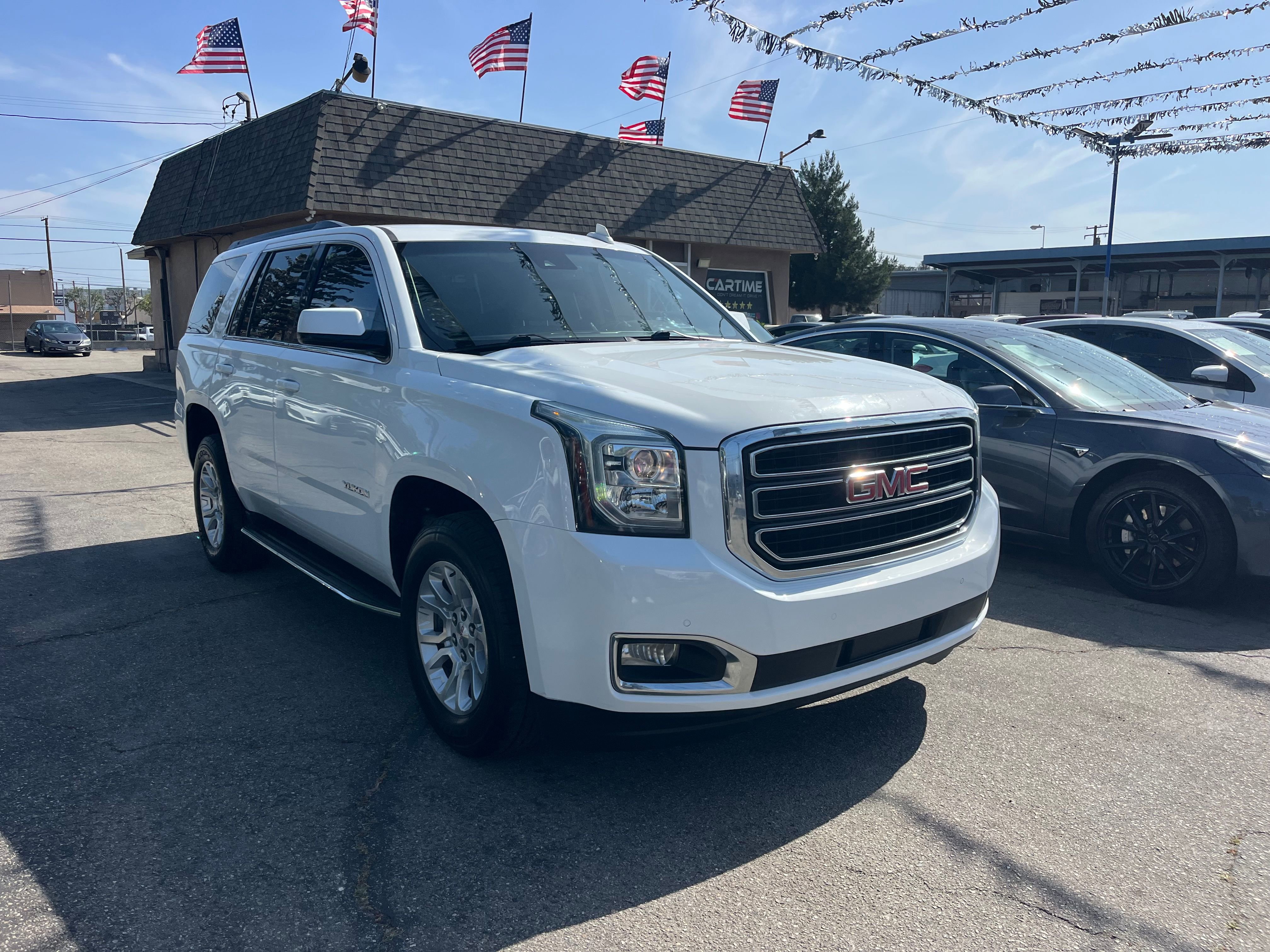 Vehicle image 9 of 71