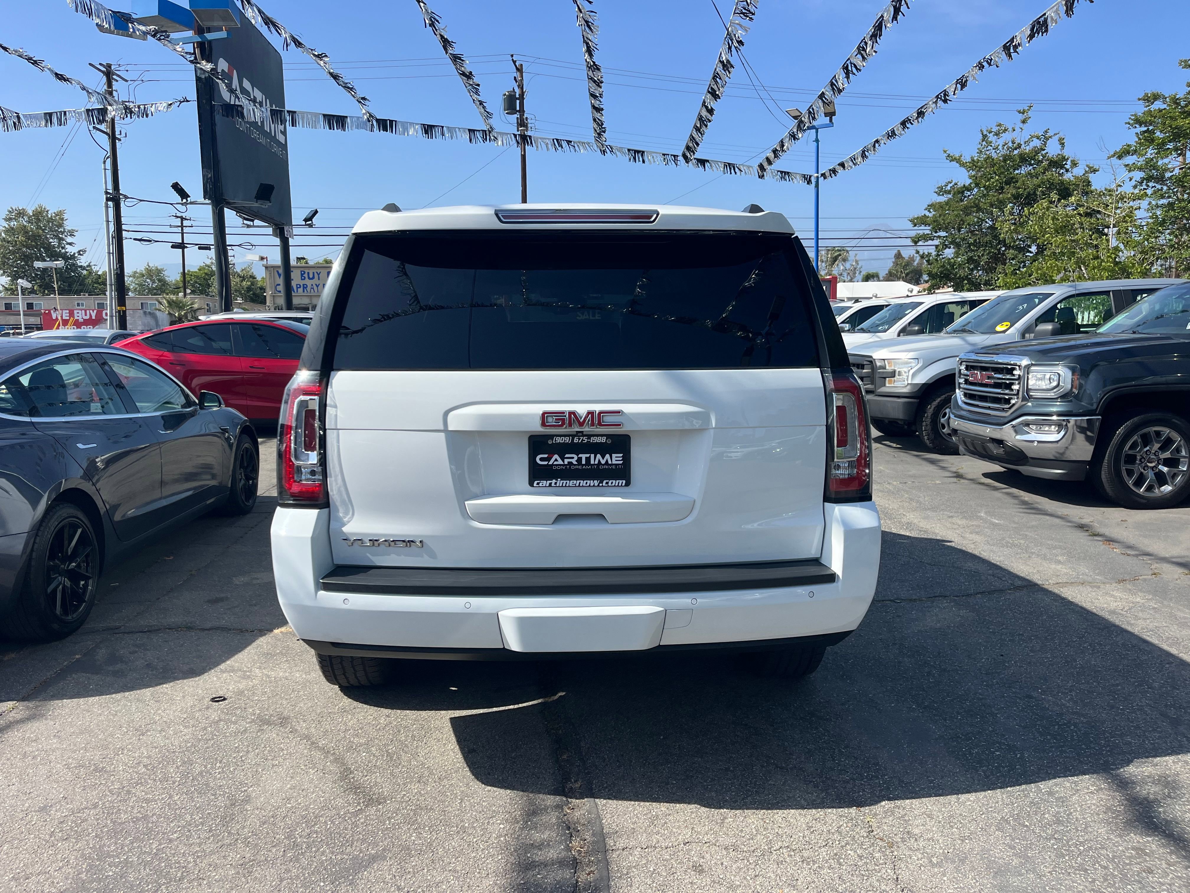 Vehicle image 21 of 71