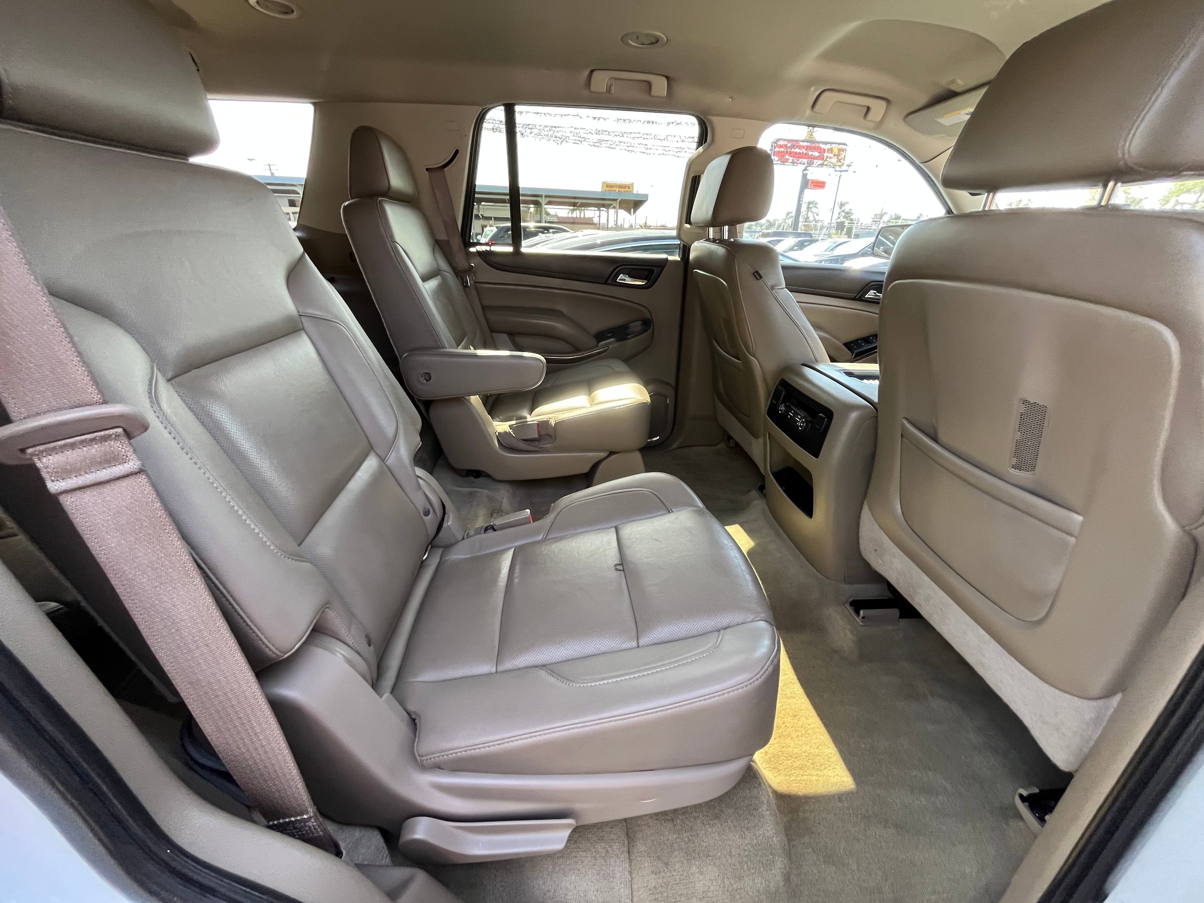 Vehicle image 42 of 71