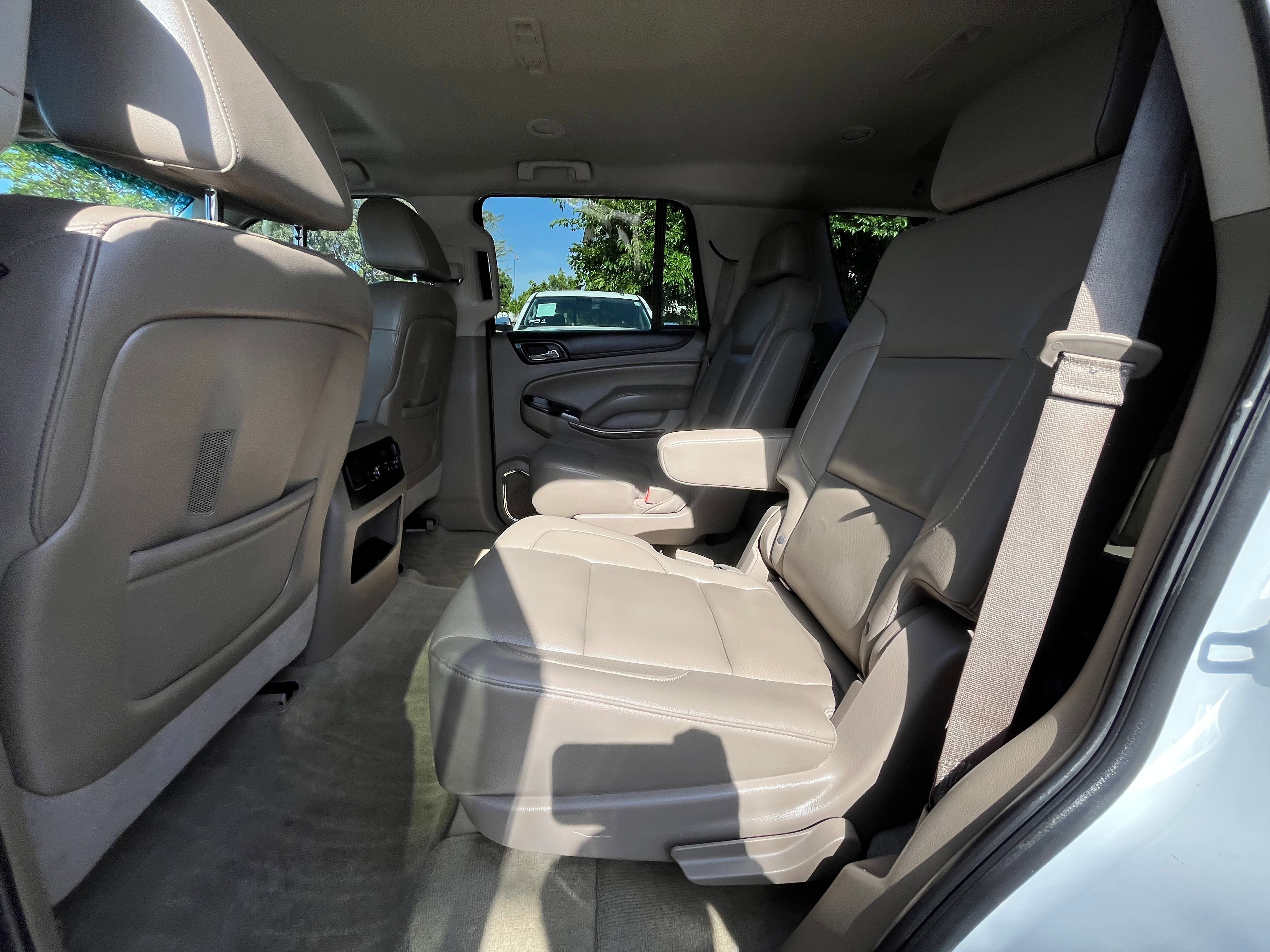 Vehicle image 70 of 71