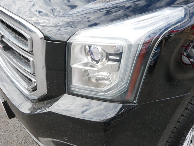 Vehicle image 8 of 42