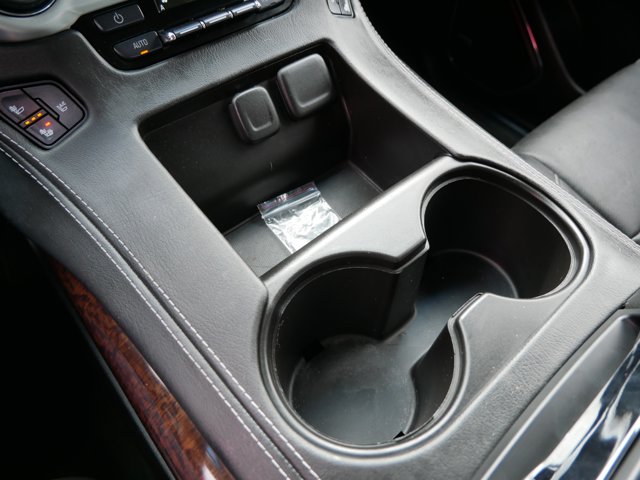 Vehicle image 34 of 42