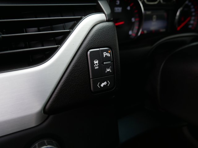 Vehicle image 13 of 42