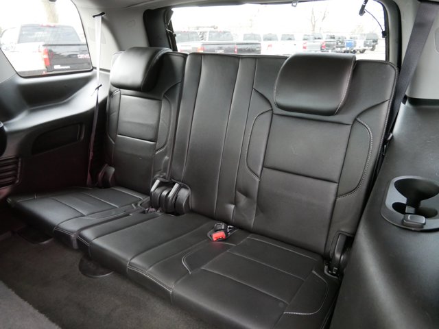 Vehicle image 17 of 42