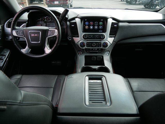 Vehicle image 24 of 42